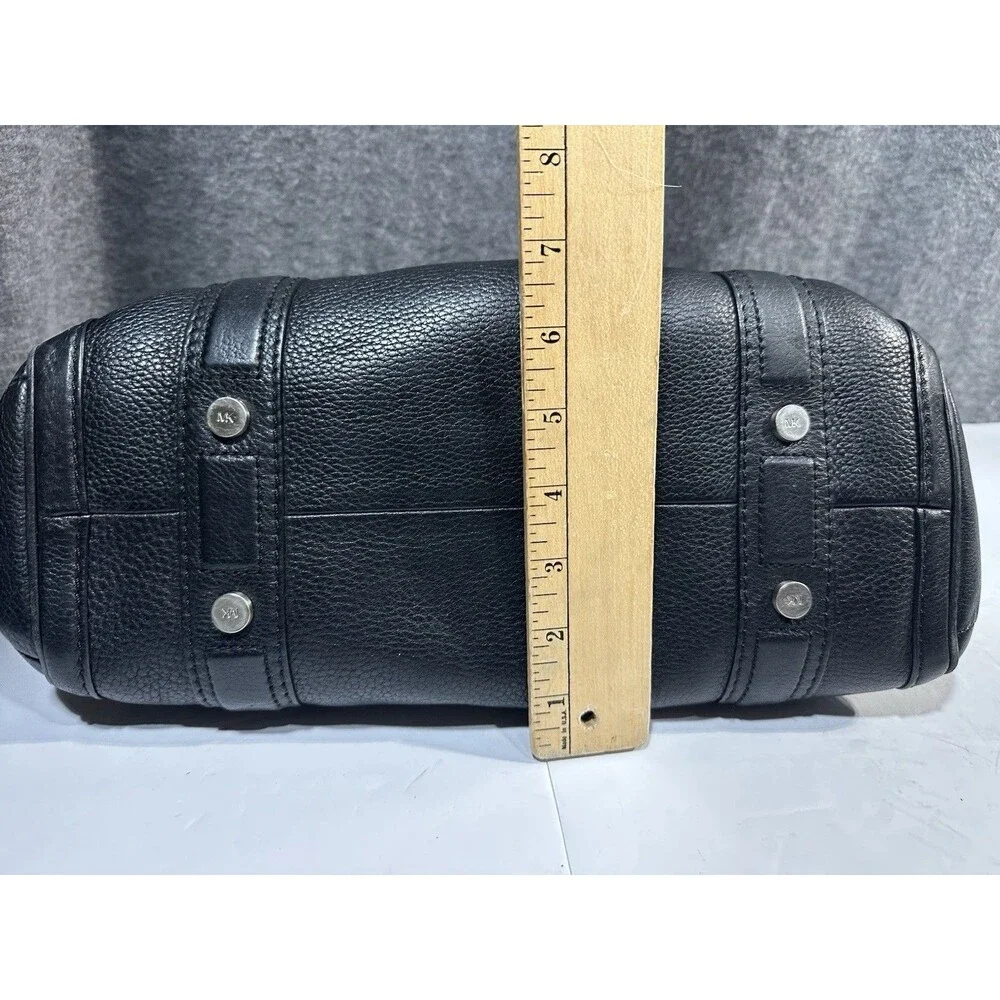 Michael Kors Westbury Black Pebbles Leather Shoulder Bag Purse Silver Hardware - Picture 10 of 10